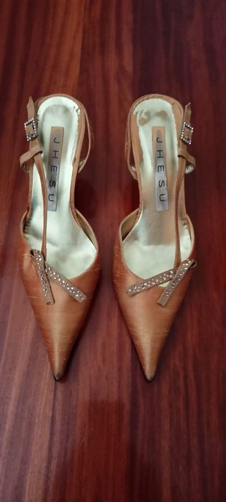 Conjunto Zapatos y bolso fiesta.