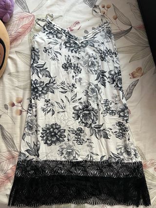 camisón estampado de flores