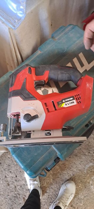 Taladro y caladora stayer