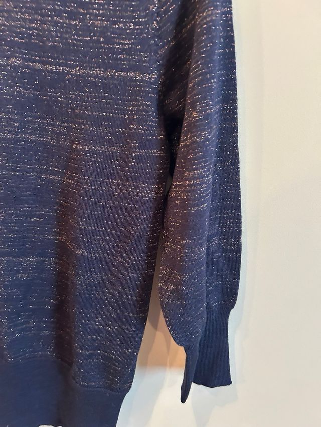 Sueter azul mairn hilo dorado