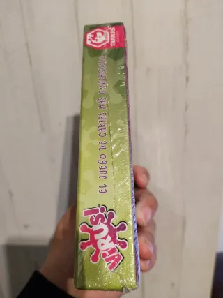 Juego de cartas Virus