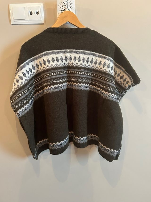 Sueter poncho