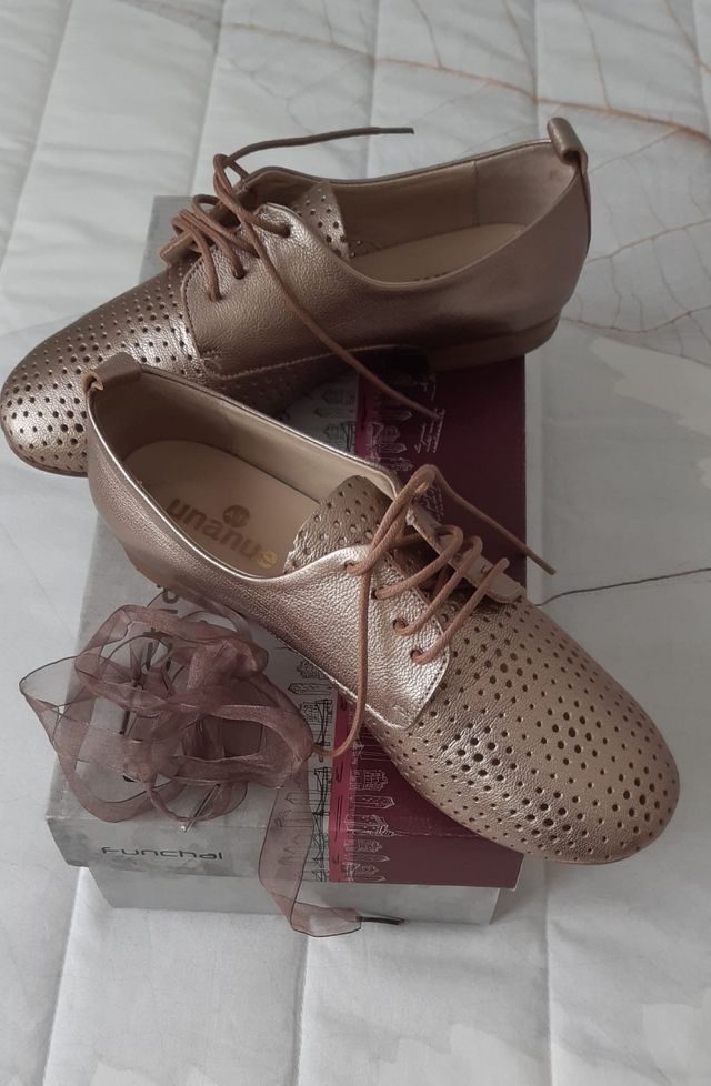 Zapatos Funchal de segunda mano por 30 EUR en Vitoria-Gasteiz en