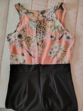 Mono de vestir espalda descubierta