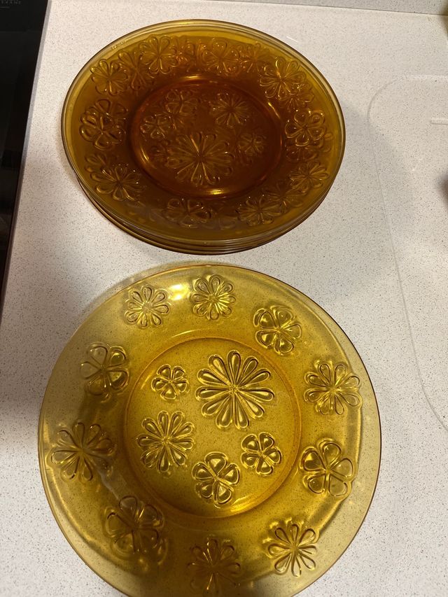 Juego de platos llanos vereco ambar margaritas