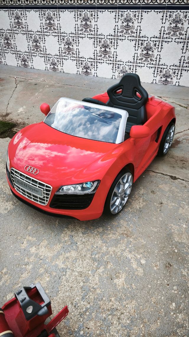 Coche bebe Audi R8 Spyder control remoto 🚗