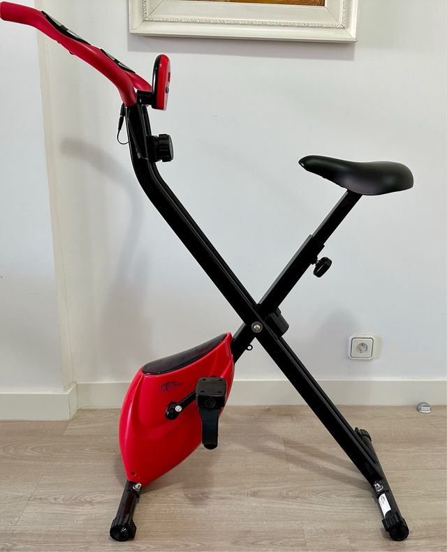 Bicicleta estática plegable