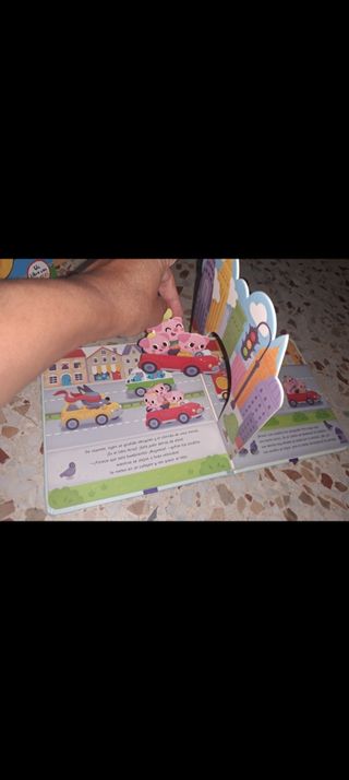 La carrera de los tres cerditos