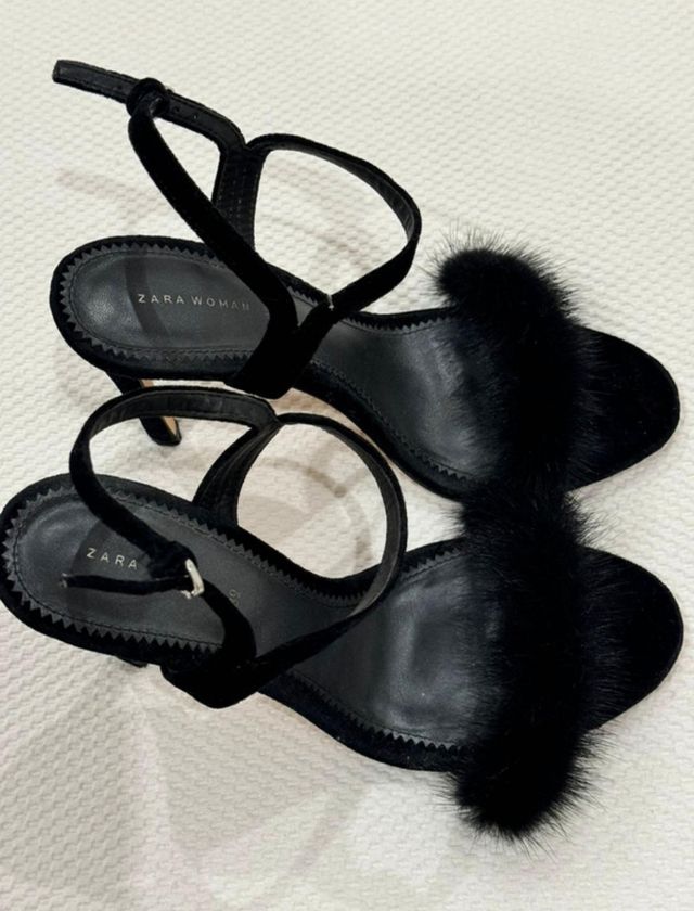 Sandalias de tacón de Zara 