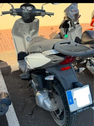 MOTO 125 piaggio typhoon