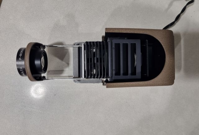 Proyector de diapositivas vintage