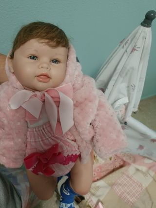 Bebé reborn y carrito
