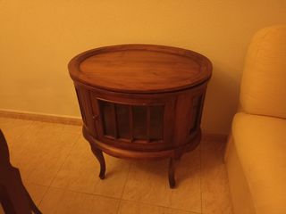 MUEBLE COQUETO ESTILO CLÁSICO