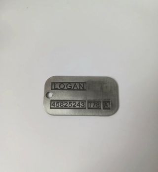 Placa lobezno logan