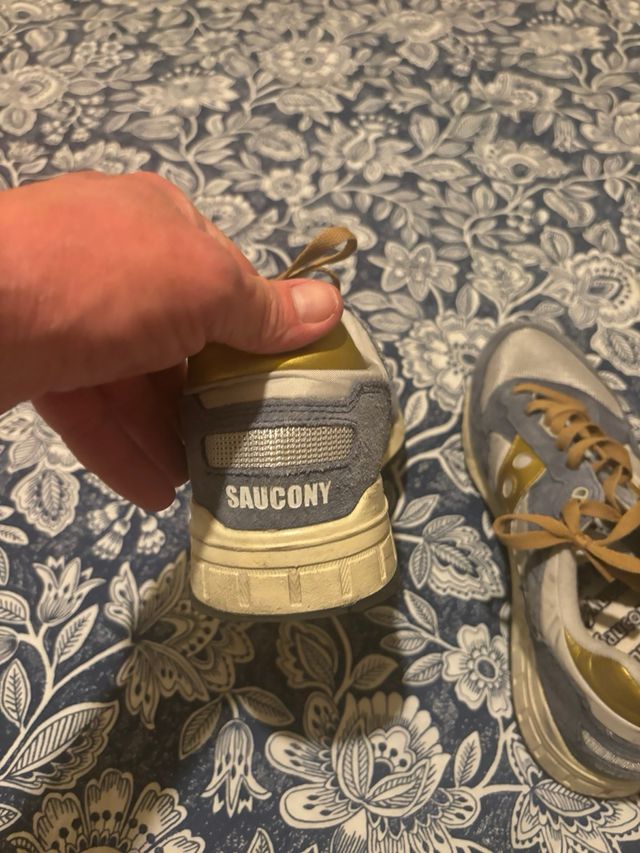 Saucony