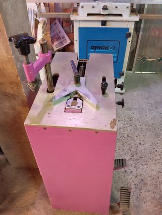 Ingletadora d grapas para Marcos.