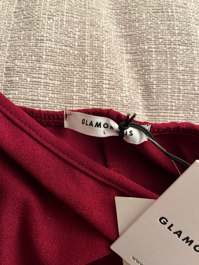 Vestido Burdeos entallado marca Glamorous, talla L