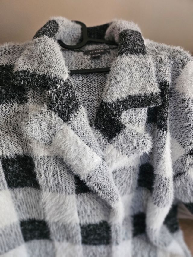 REGALADO! Un chollo. Chaquetón de pelo. Prec