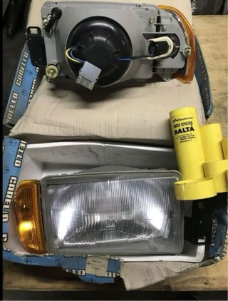 Faro delantero derecho Alfa Romeo 33 MK1