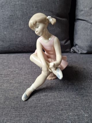 Figura Bailarina Porcelana "Davila"