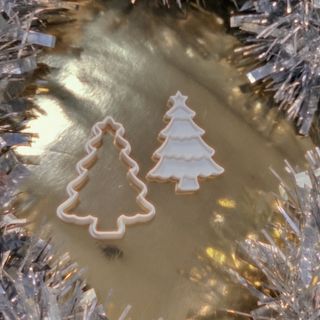Christmas tree cookie cutter - new