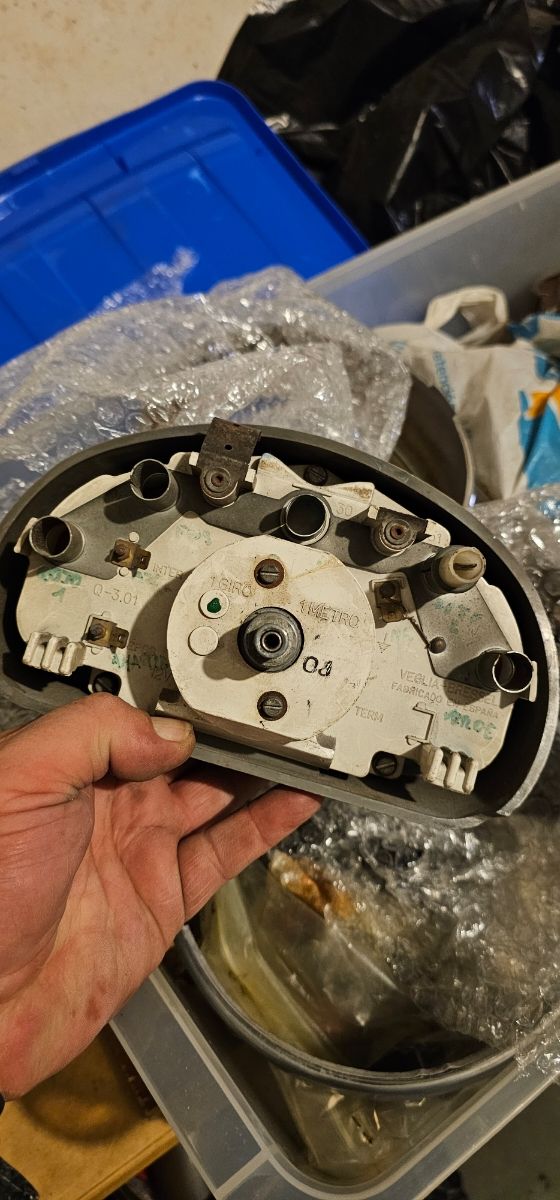 Cuentakilómetros seat 600