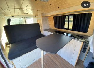 Volkswagen Transporter T5 2011