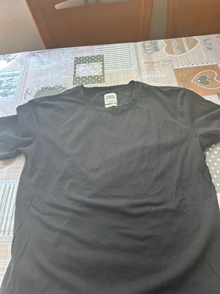 Levi's y Zara Camisetas Talla S
