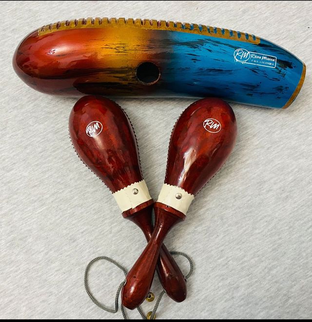 Vendo instrumentos musicales