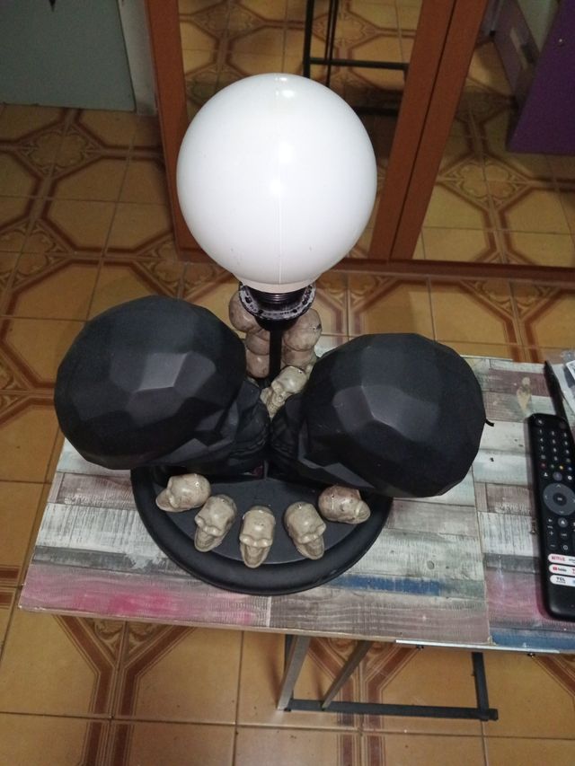 Lampara calaveras