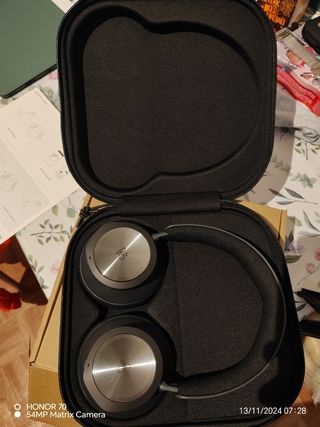 Bang & Olufsen