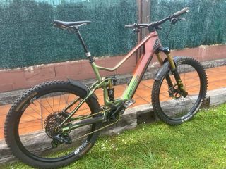 Bicicleta eléctrica de enduro MERIDA E160 10K