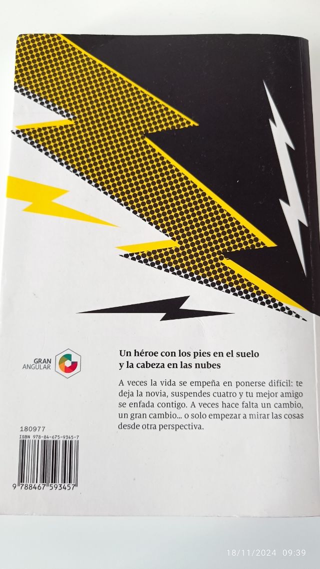 Nunca seré tu héroe