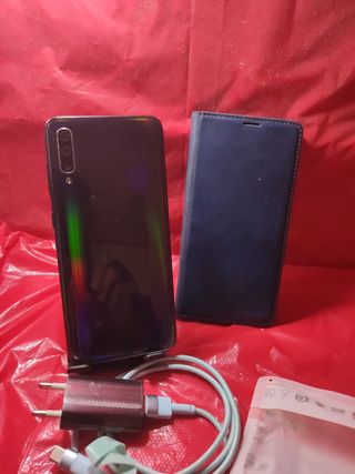 SAMSUNG GALAXY A70