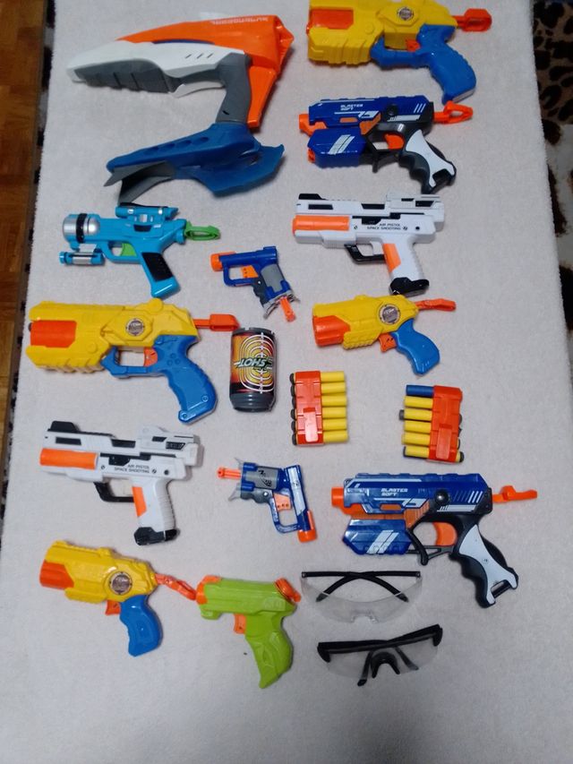 Lote de pistolas nert