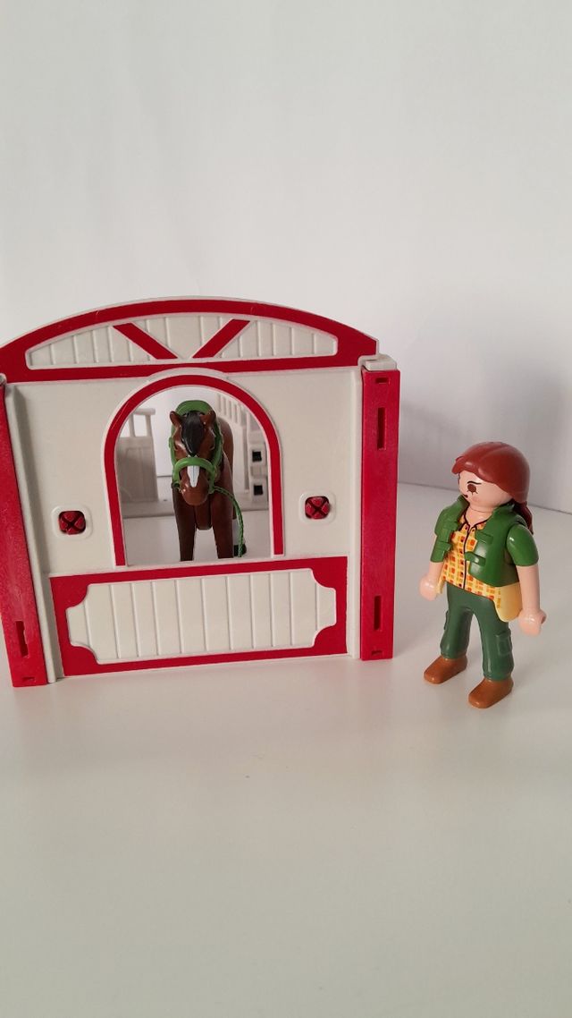 Playmobil establo 5108