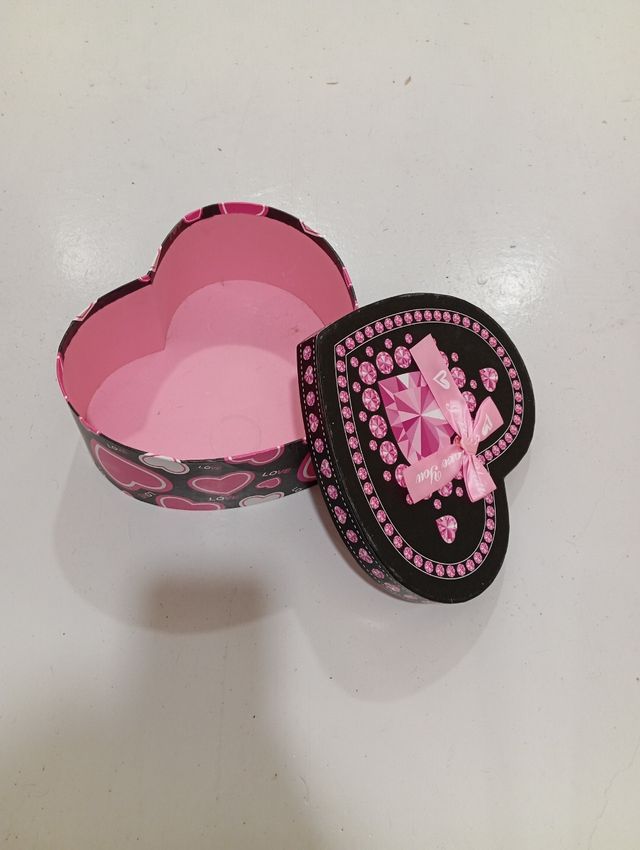 Caja corazones