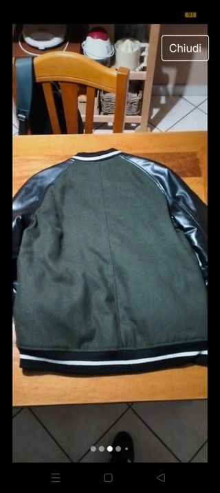 Giubitto  invernale modello college.