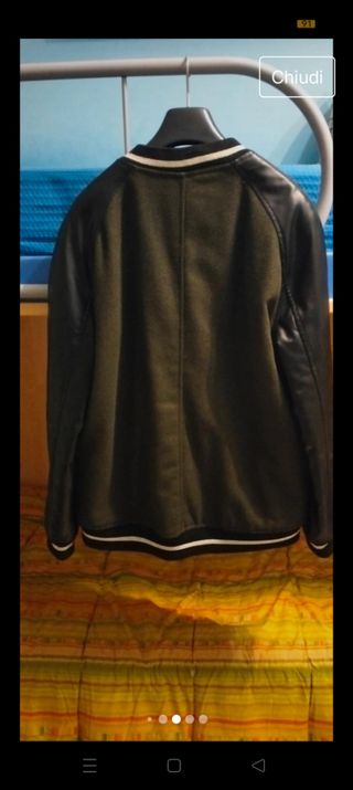 Giubitto  invernale modello college.