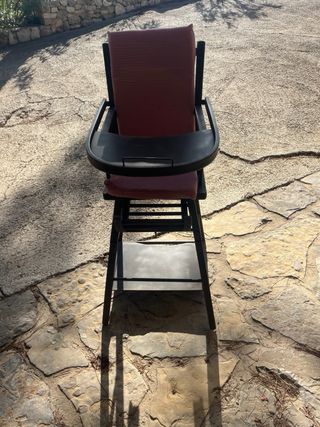 Trona bebé antigua restaurada