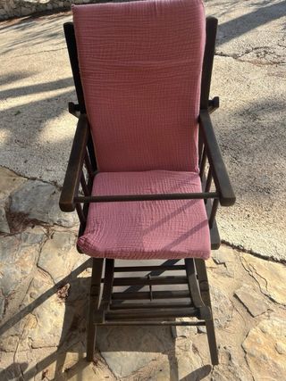 Trona bebé antigua restaurada