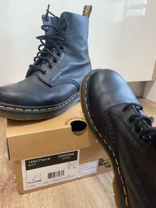 Botas dr.martens piel vegana BLANDA 