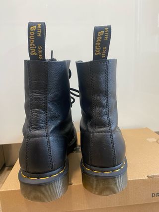 Botas dr.martens piel vegana BLANDA 
