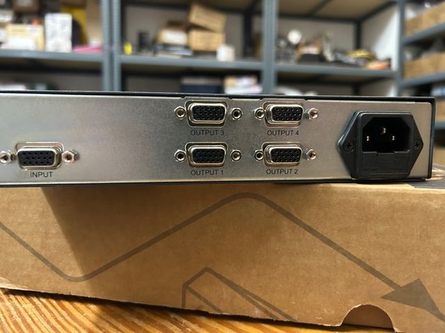 Distribuidor de Vídeo VGA