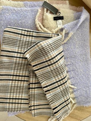 Dos bufandas-pashminas grandes y nuevas