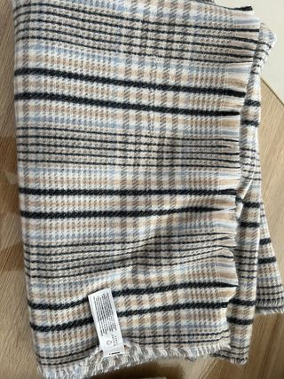 Dos bufandas-pashminas grandes y nuevas
