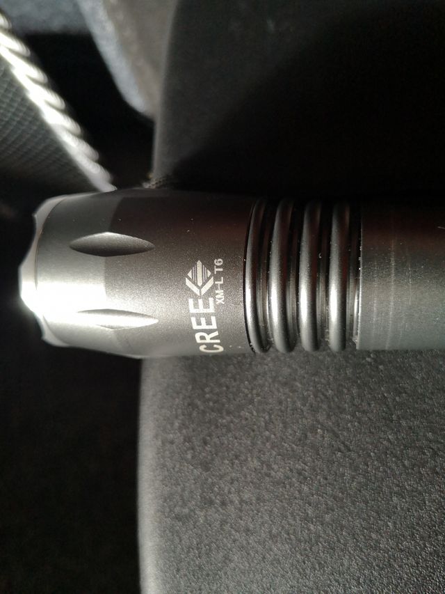 Linterna SKY Ray XM-L T6