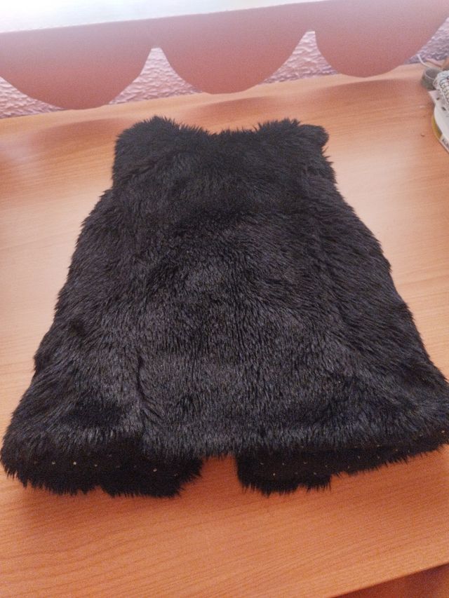CHaleco niña de pelo de Zara
