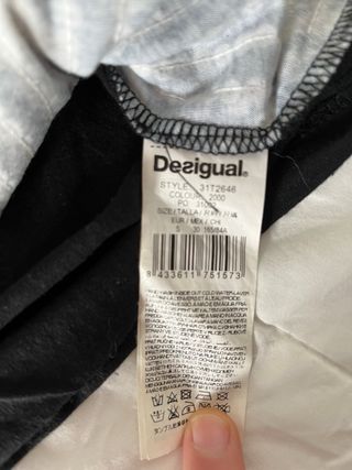 Camiseta DESIGUAL  