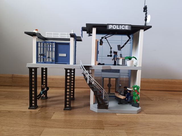 Comisaria policía playmobil